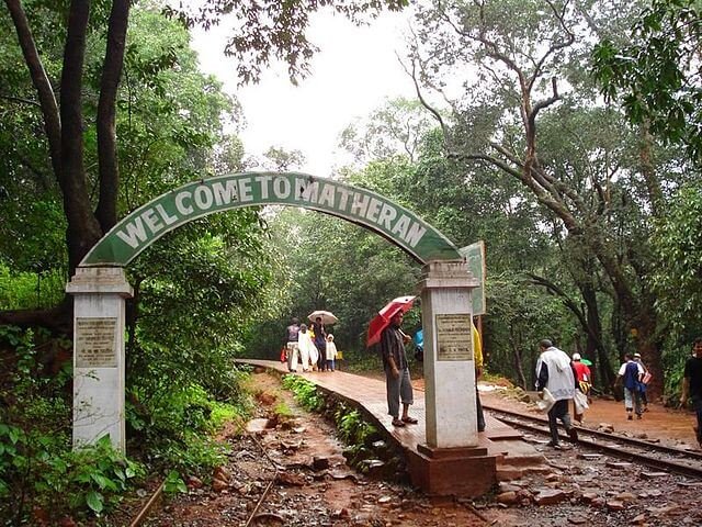 tourist places near pune within 100 km