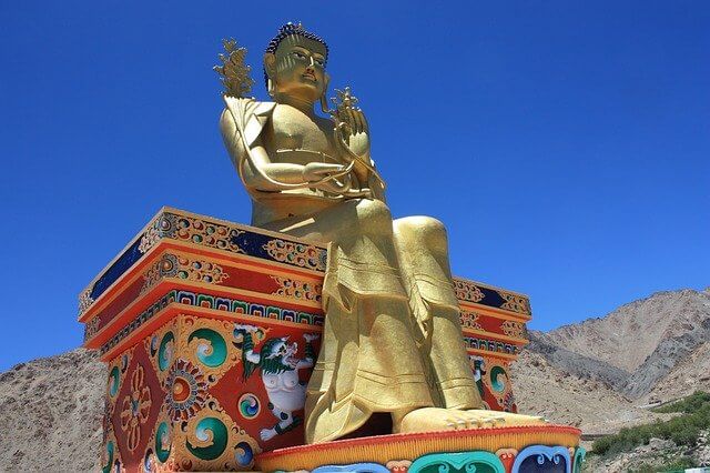 Ladakh Tour starting from Manali (7 Nights/8 Days)