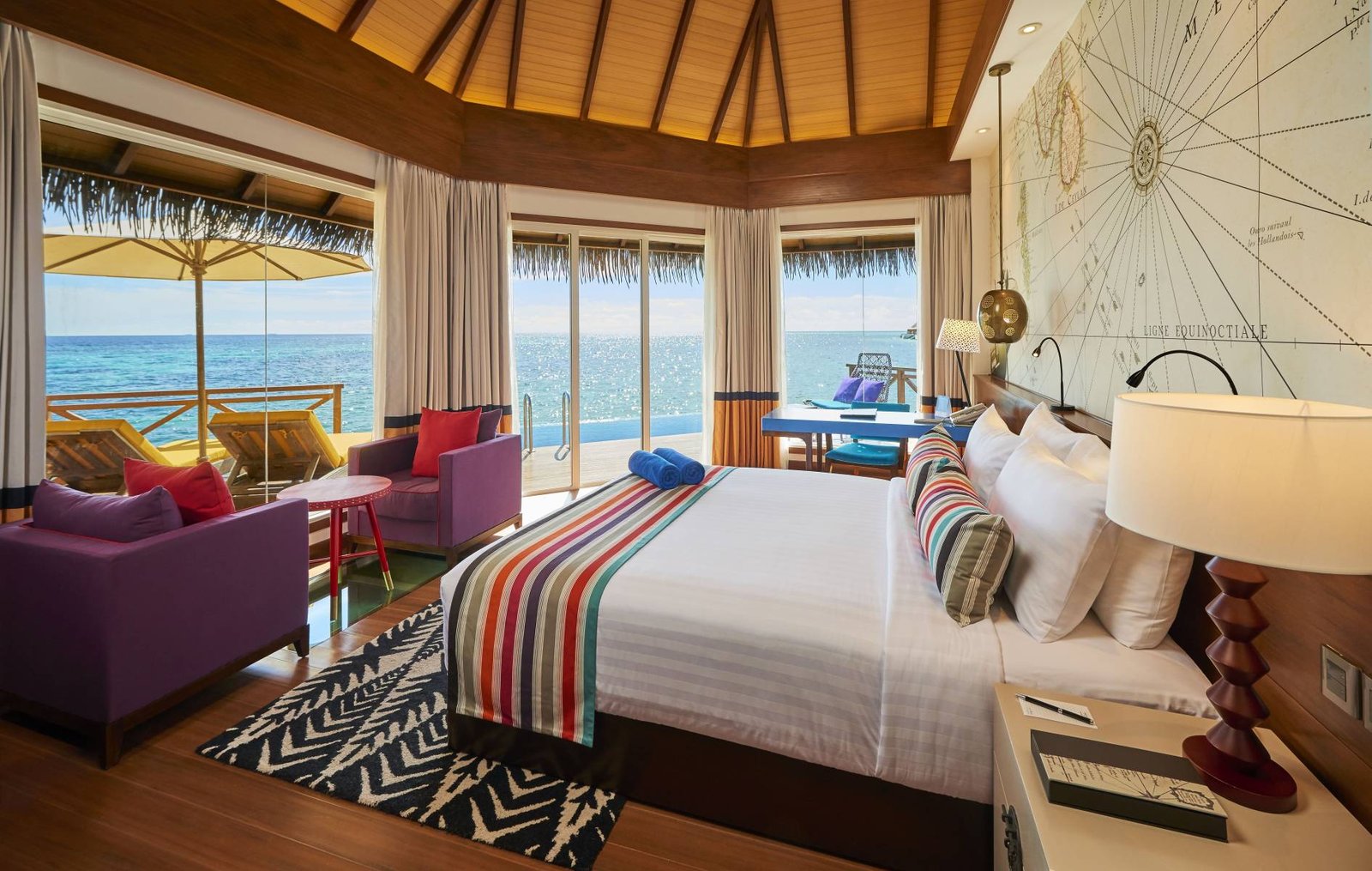 25_Overwater-Villa-Interior