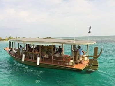 Lover’s Dhoni Ride
