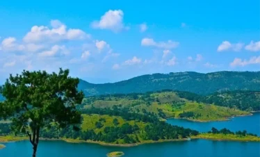 Assam Meghalaya tour packages from Pune